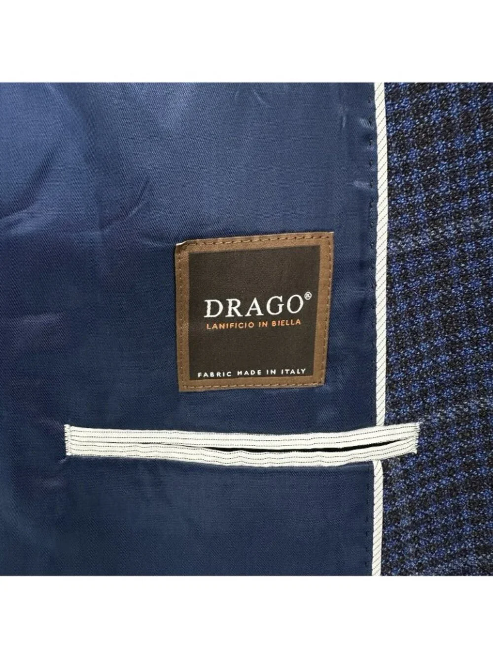 Joseph Abboud excellent pre